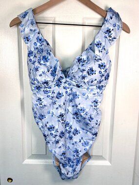 Pea in the Pod Floral Full Piece Maternity Swim Suit Size XS NWT